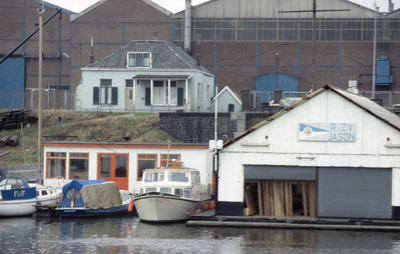 1980-zicht-op-botenhuis-en-cafe-reijmers