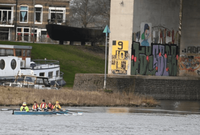 roeiboot-nelson-mandela-brug-rijn